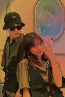 激情艳女